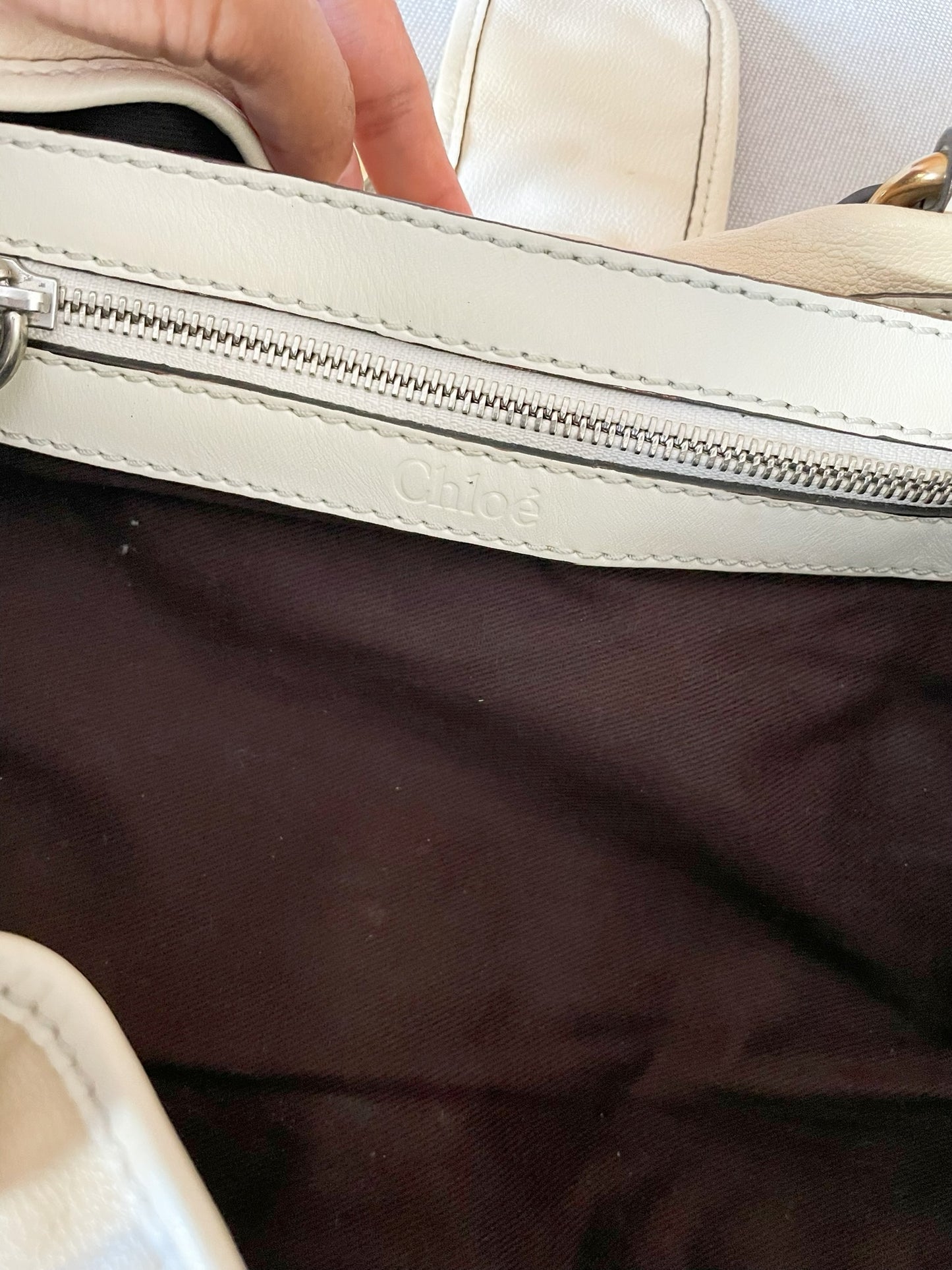 Chloé Silverado Tote Bag – White Leather, Horse Charm
