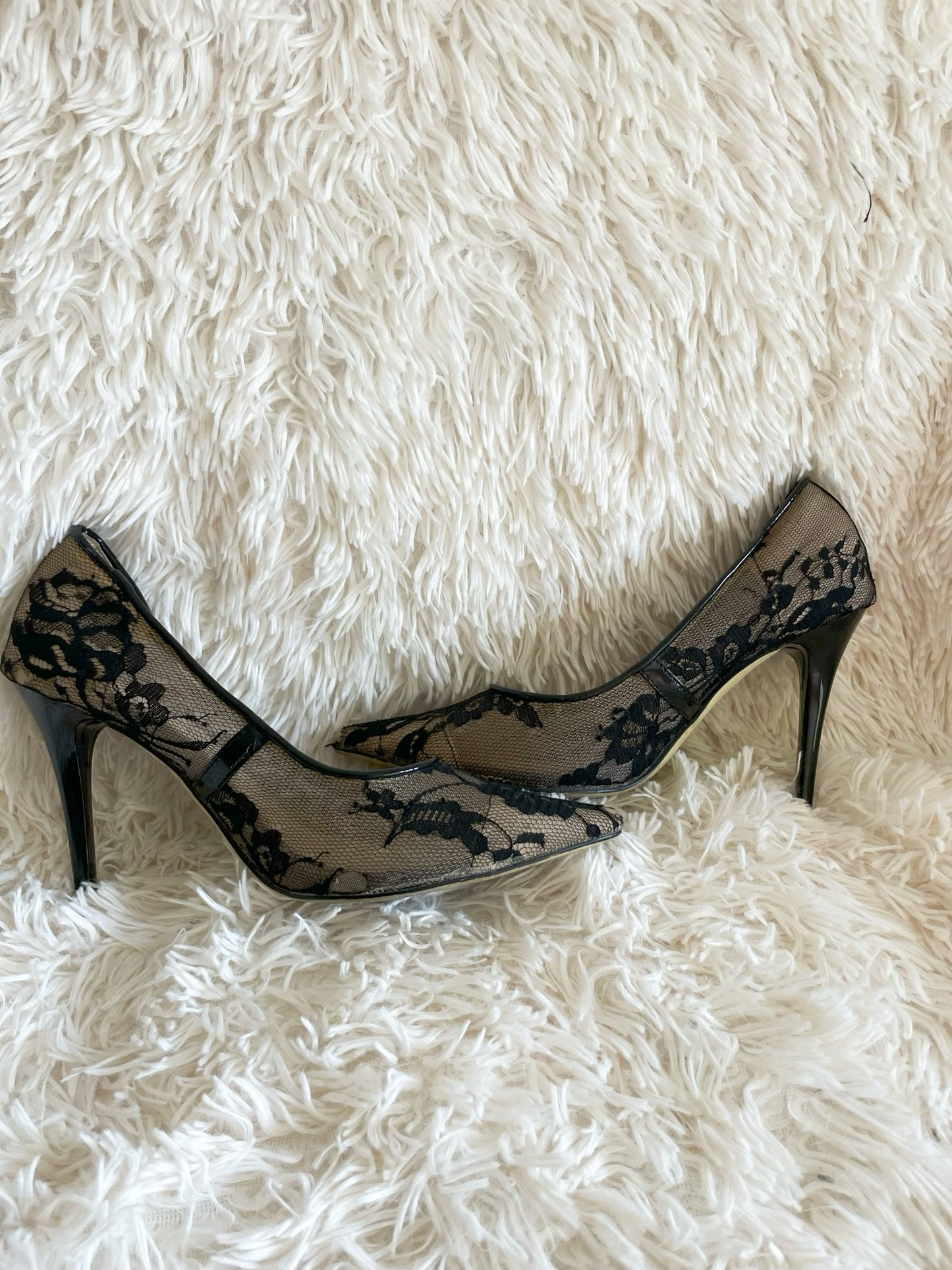 Jimmy Choo Anouk Pumps – Black Lace Overlay
