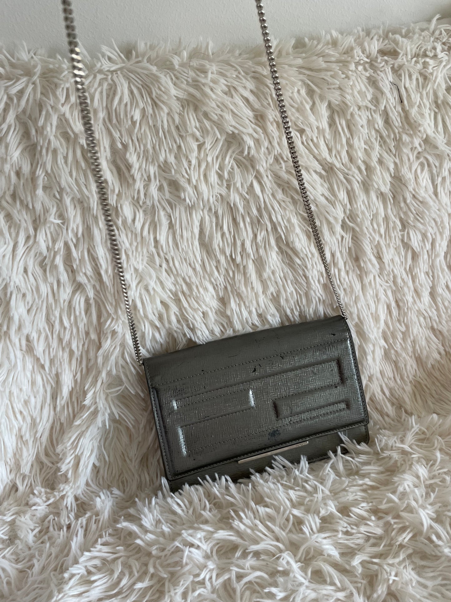 Fendi Baguette Chain Wallet – Metallic Silver Leather