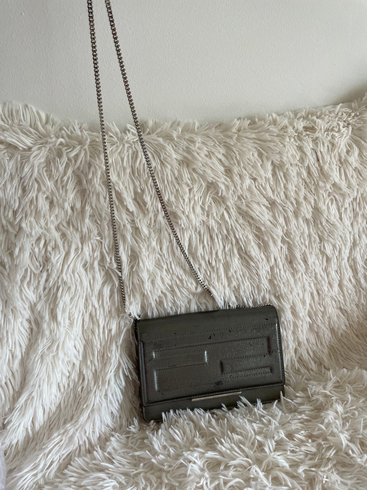 Fendi Baguette Chain Wallet – Metallic Silver Leather