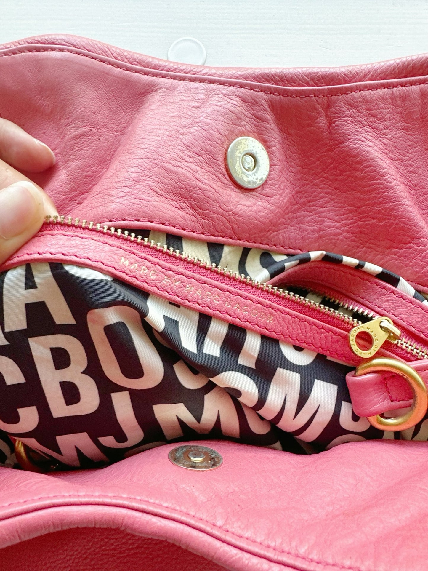 Marc by Marc Jacobs Classic Q Hillier Hobo Bag– Pink