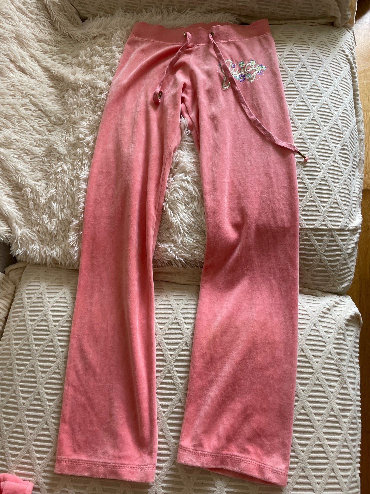 Juicy Couture Velour Tracksuit – Pink Floral Embellished