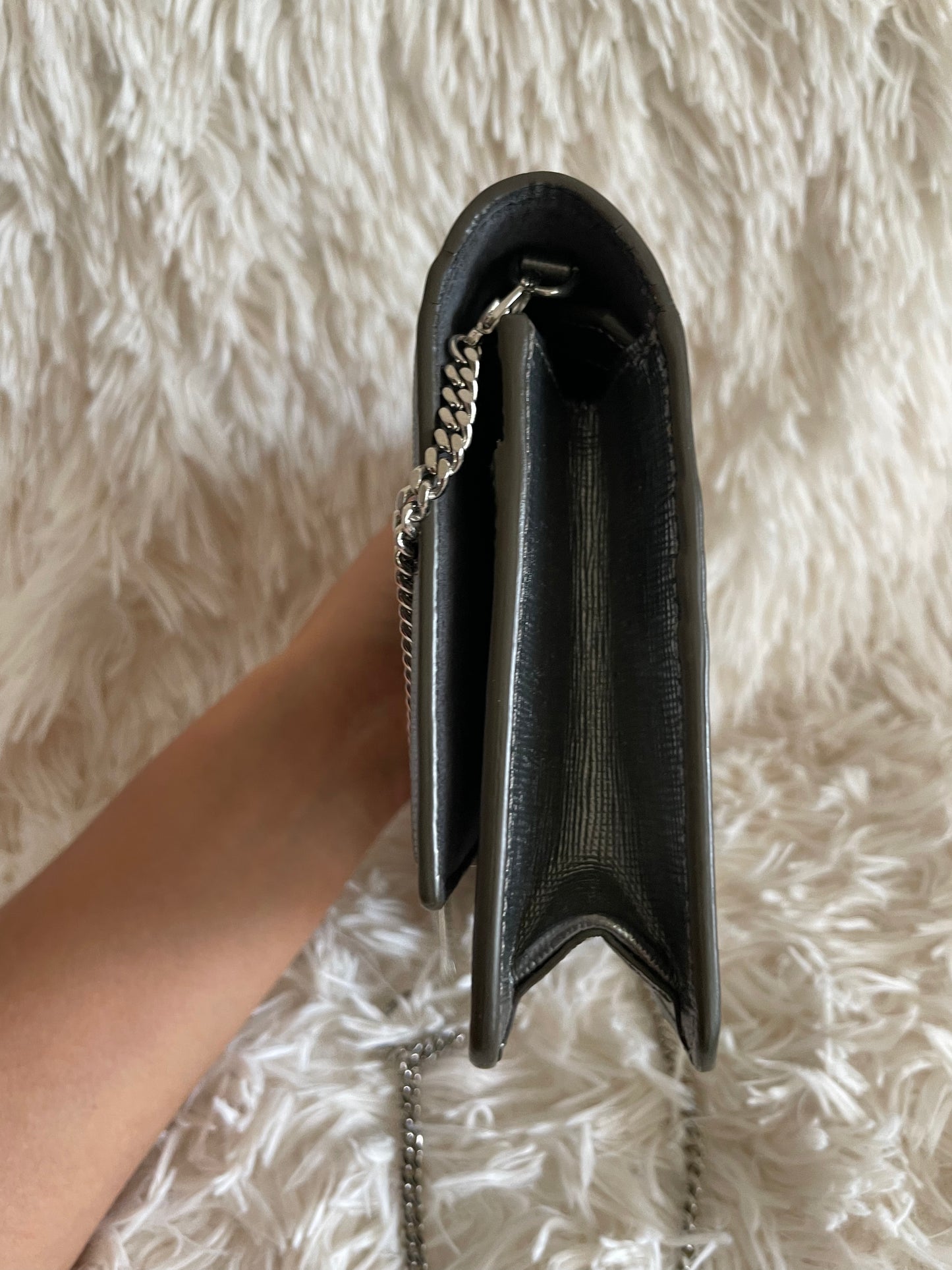 Fendi Baguette Chain Wallet – Metallic Silver Leather