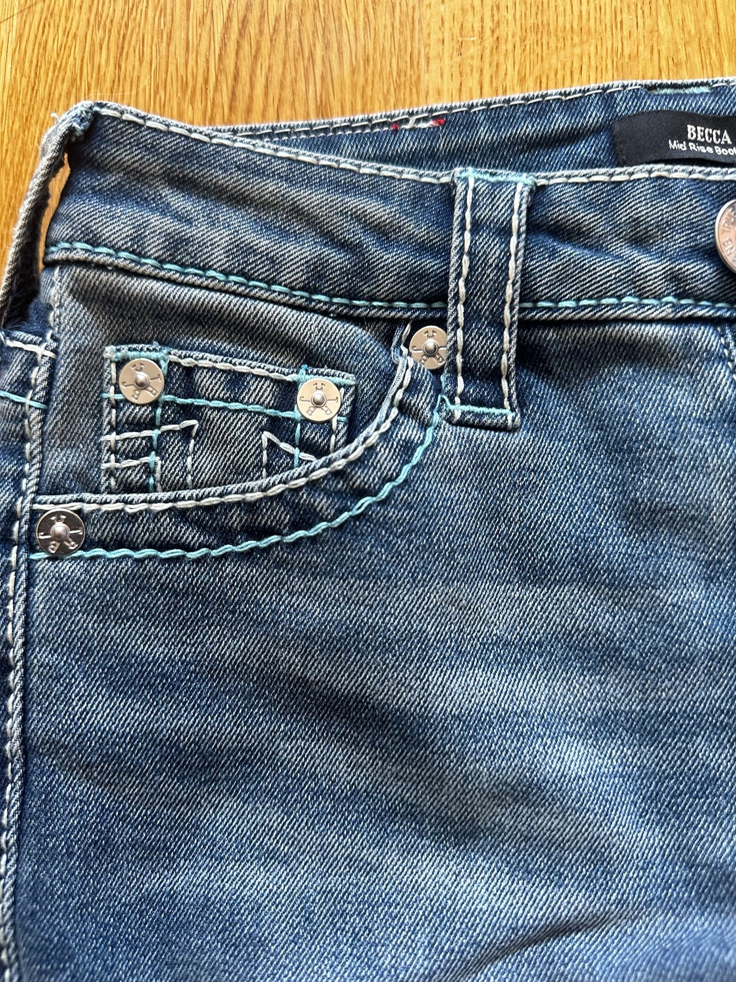 True Religion Becca Mid Rise Bootcut Jeans – Medium Wash Denim