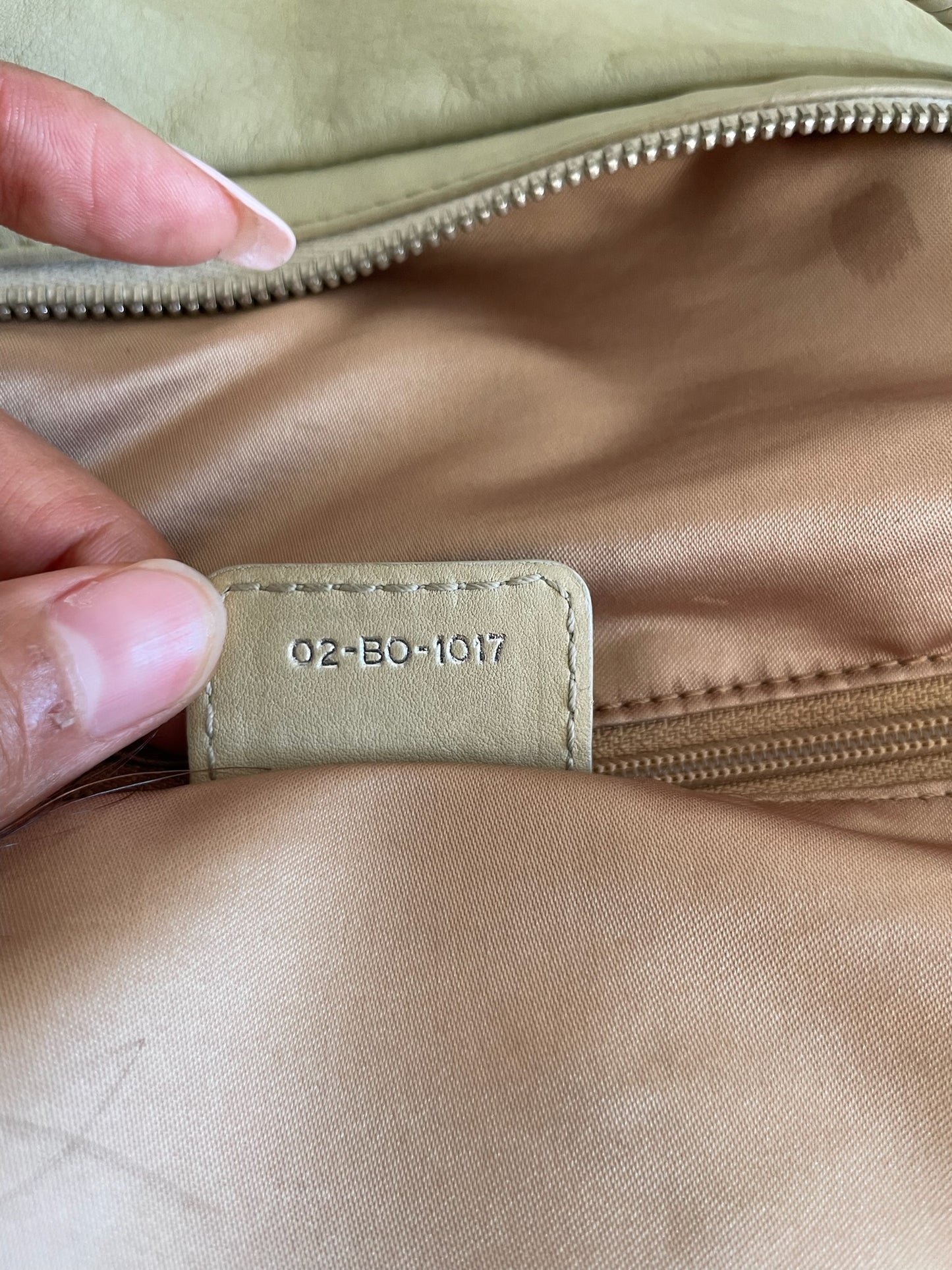 Gucci Large Hobo Bag – Scalloped Laser-Cut Leather, Light Olive Green