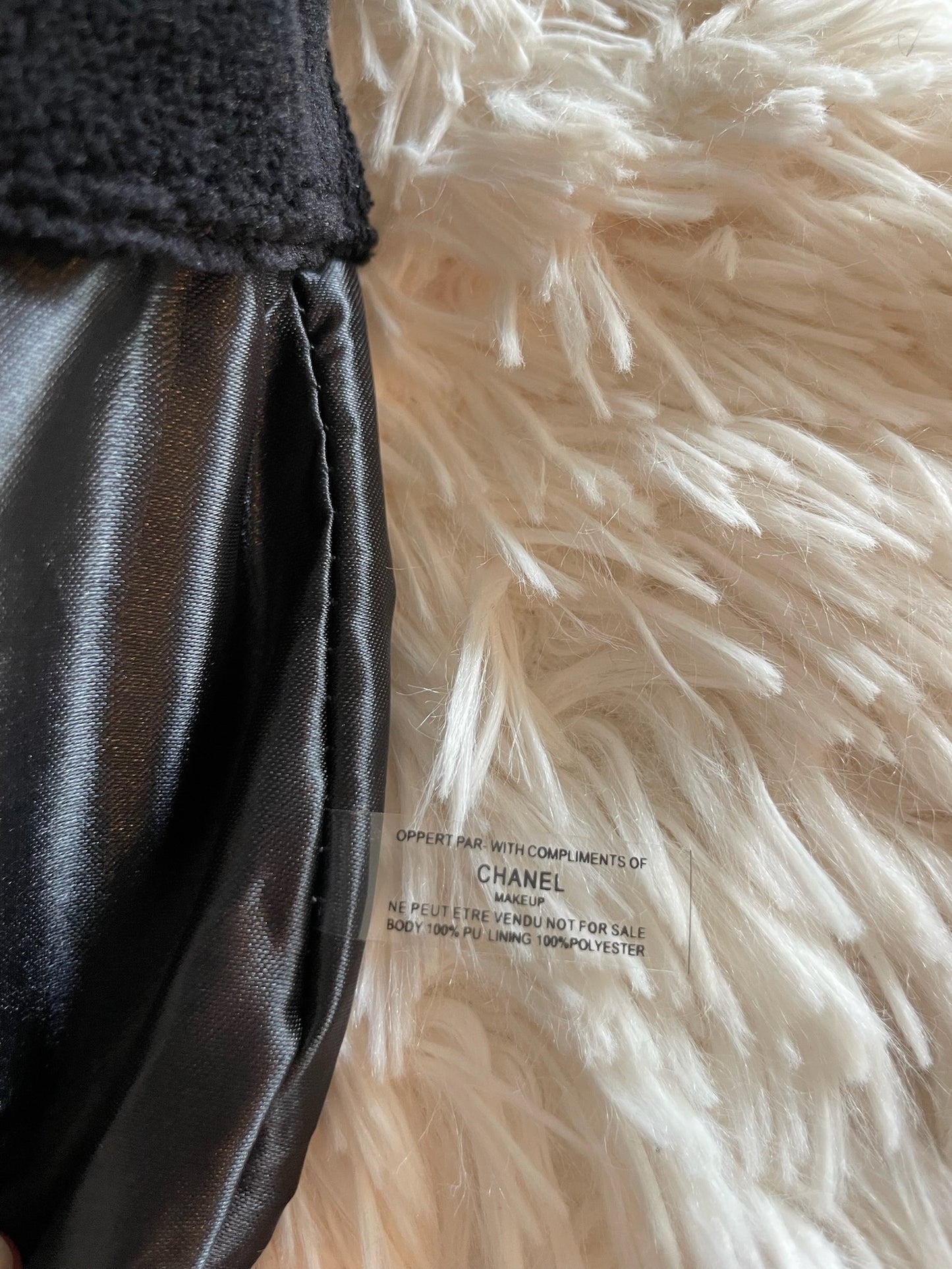 Chanel Terrycloth Shoulder Bag – Black
