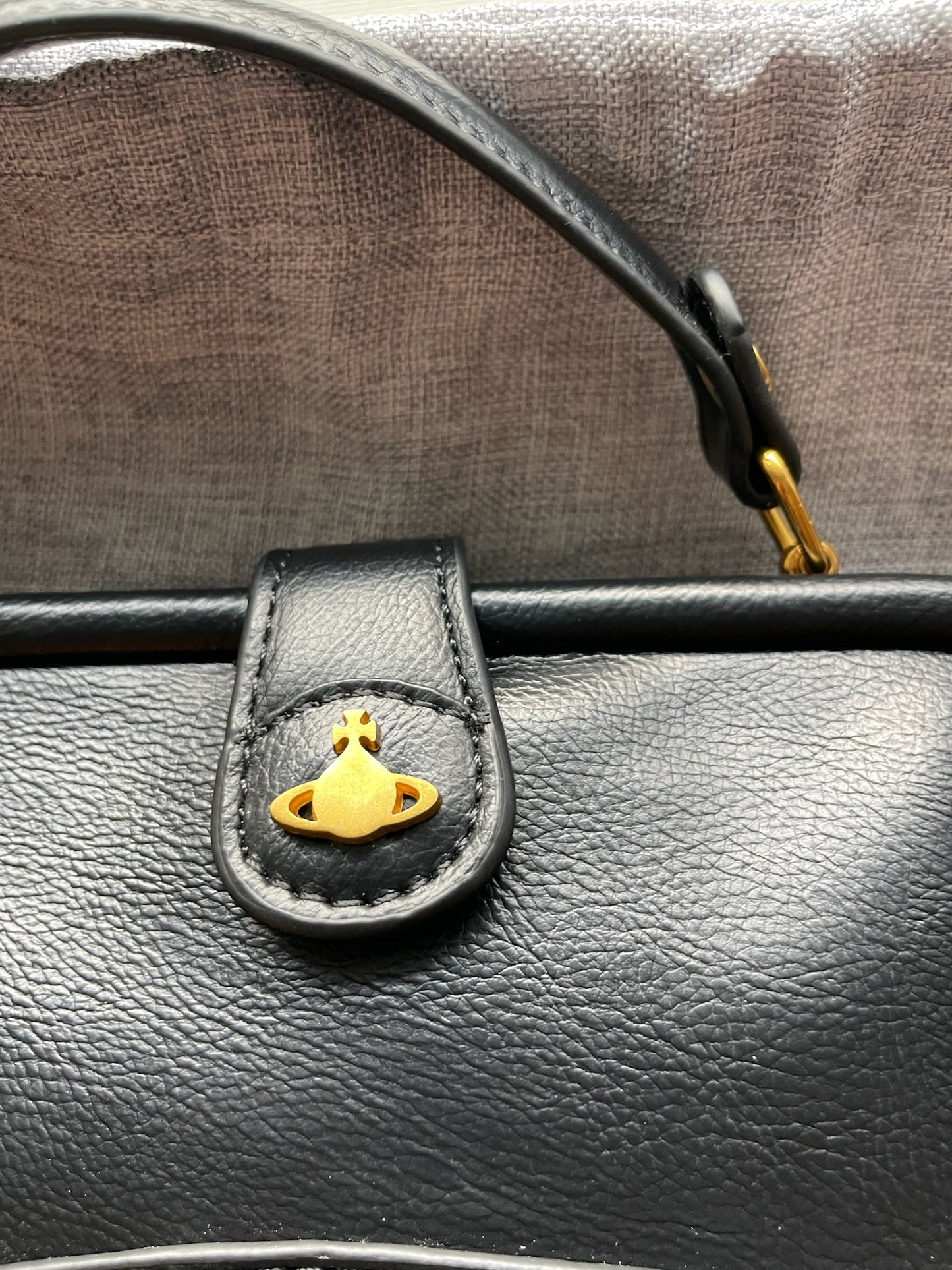 Vivienne Westwood Granny Frame Bag – Black Leather, Small