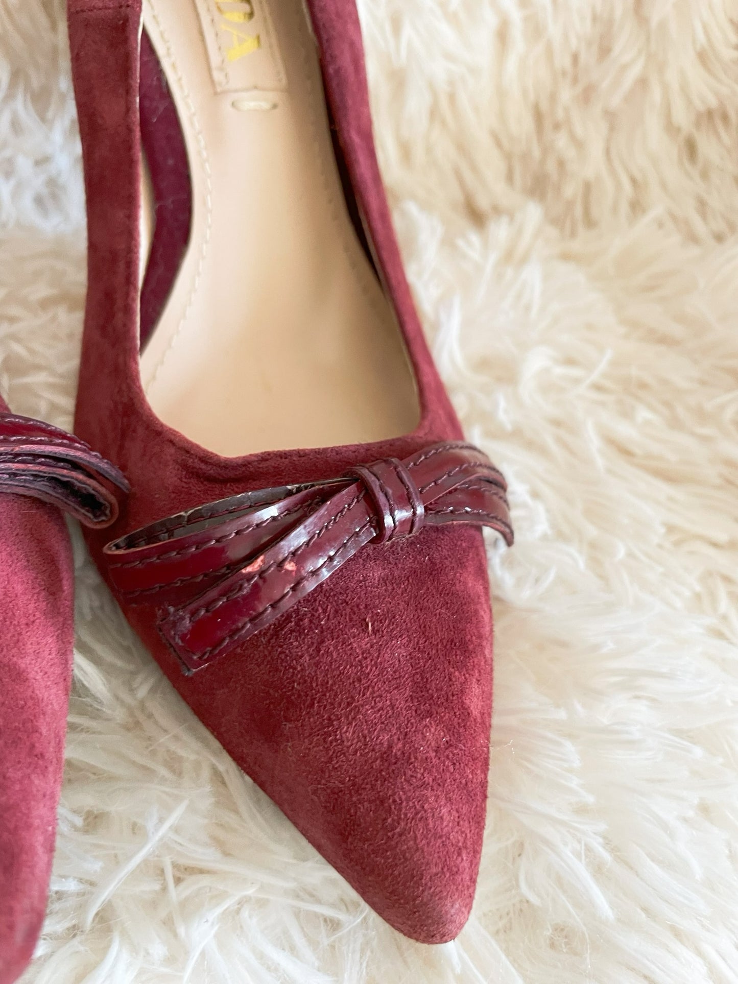 Prada Suede Bow Pumps – Burgundy