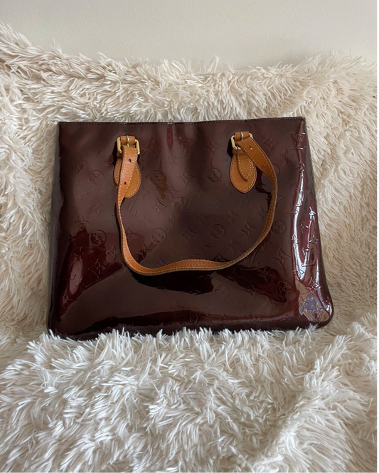 Louis Vuitton Vernis Reade PM Tote Bag – Amarante