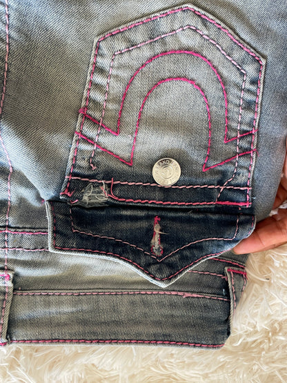 True Religion Billie Mid Rise Straight Jeans – Light Wash with Pink Stitching