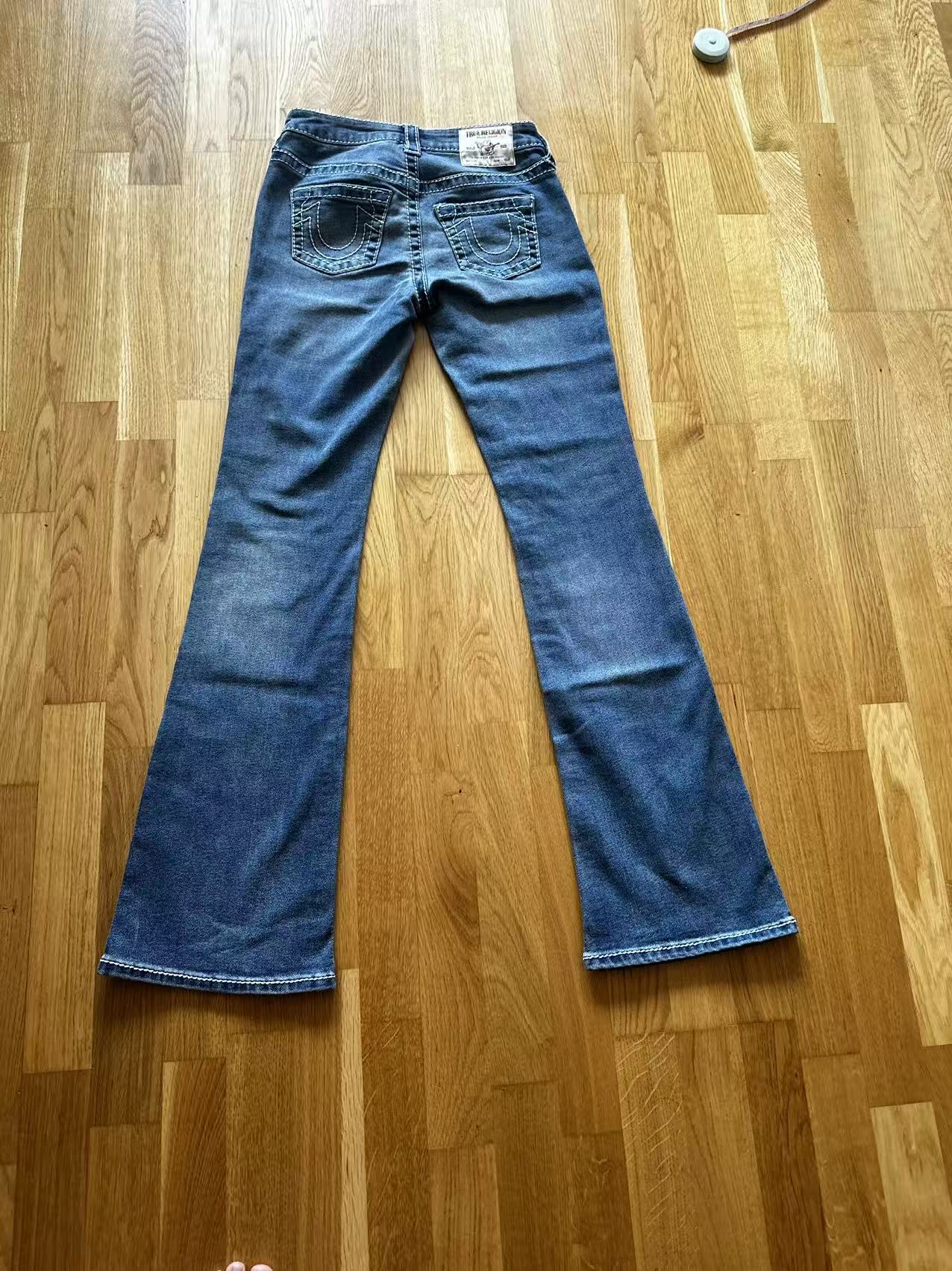 True Religion Billie Mid Rise Straight Jeans – Dark Wash, Red Stitching