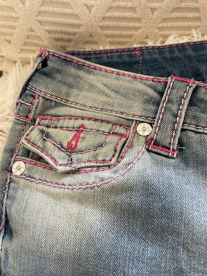 True Religion Billie Mid Rise Straight Jeans – Light Wash with Pink Stitching