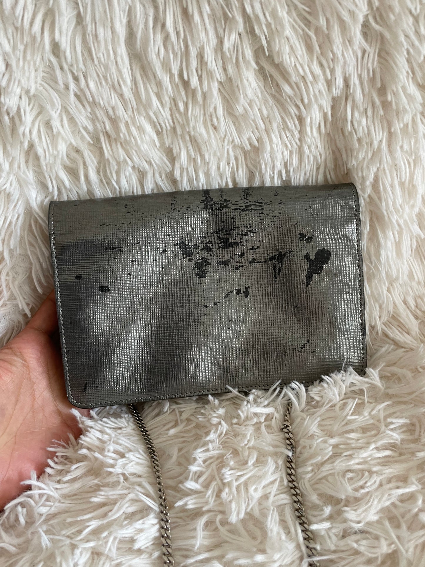 Fendi Baguette Chain Wallet – Metallic Silver Leather
