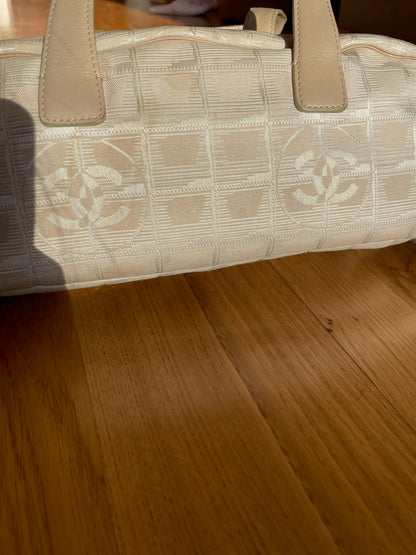 Chanel Cambon Ligne Bowling Bag – Ivory Jacquard with Leather Trim