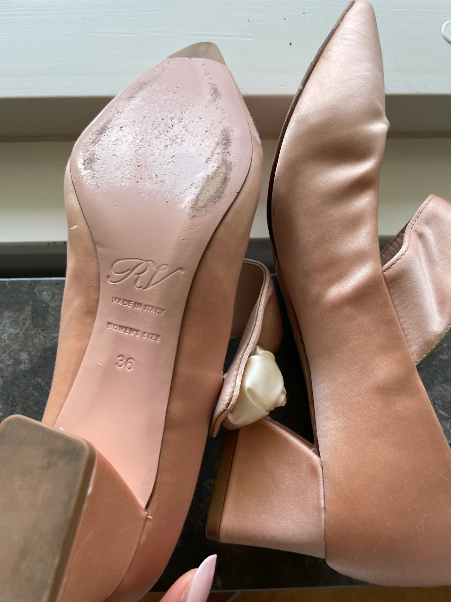 Roger Vivier Satin Pumps with Rose Detail – Blush Pink