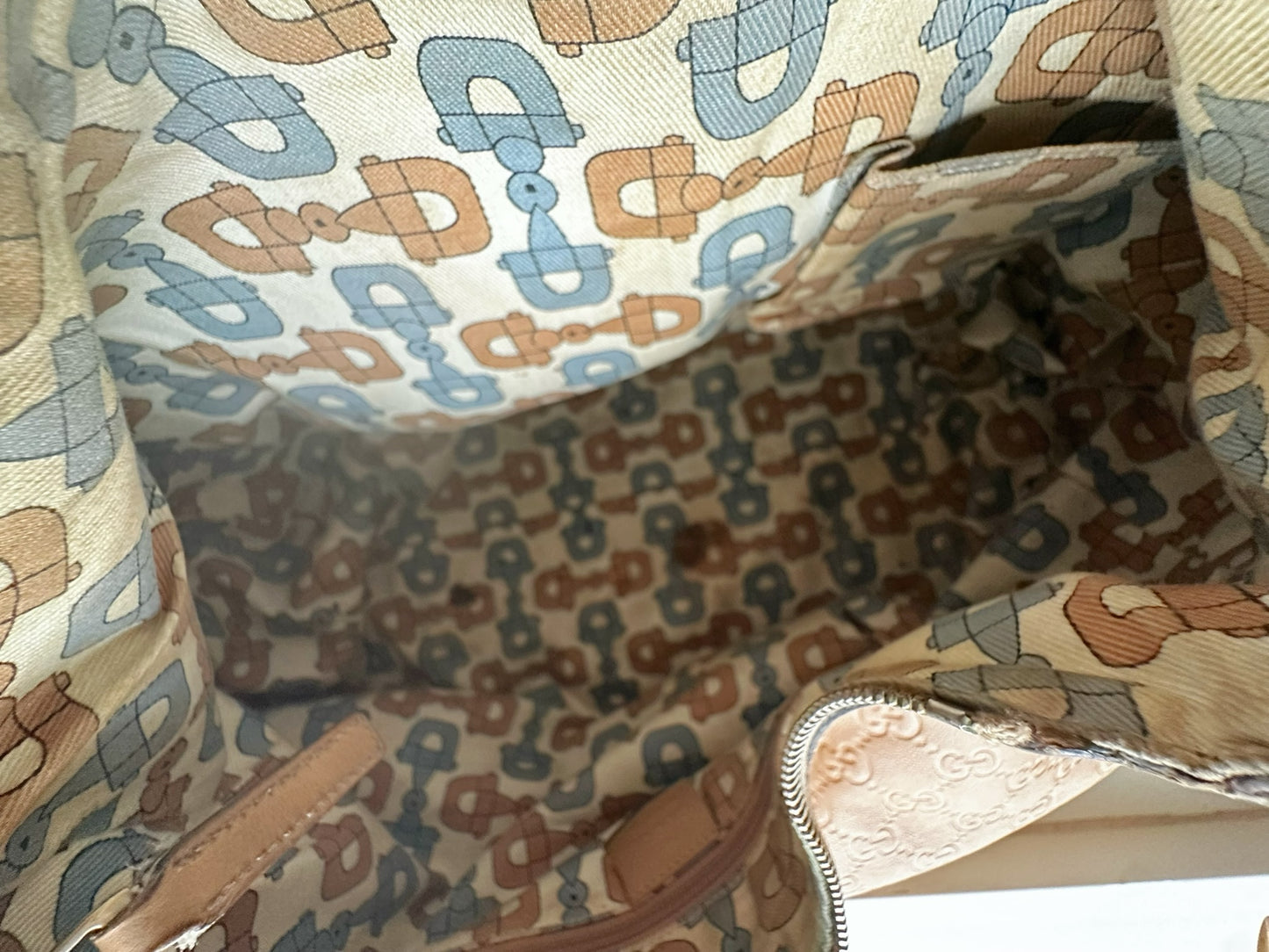Gucci Jackie O GG Embossed Leather Hobo Bag – Beige