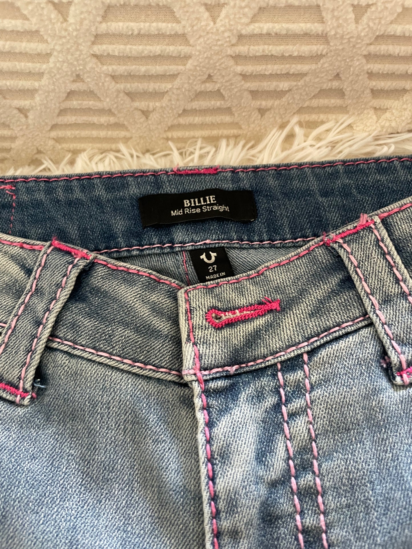 True Religion Billie Mid Rise Straight Jeans – Light Wash with Pink Stitching
