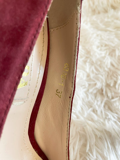 Prada Suede Bow Pumps – Burgundy